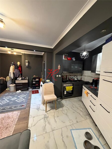 Universitate, Magheru, vanzare apartament 2 camere.