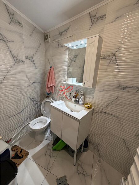 Universitate, Magheru, vanzare apartament 2 camere.